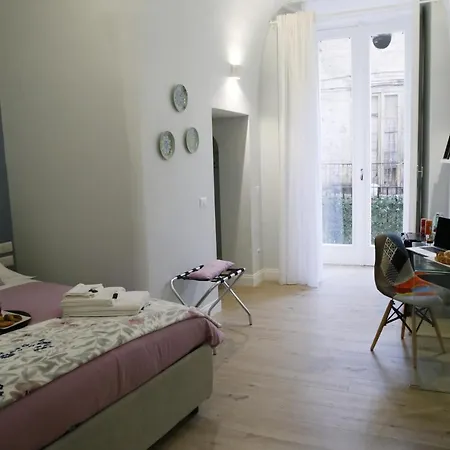 Porta San Gennaro Bed and Breakfast