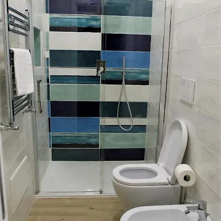 Porta San Gennaro 4*