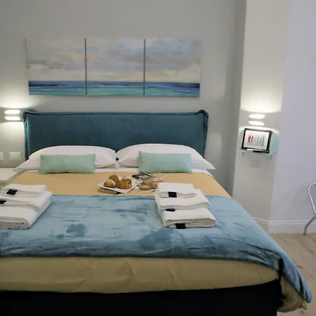 Frühstückspension Porta San Gennaro 4*